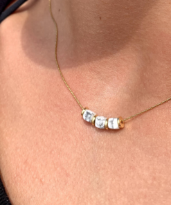 Collier perles pierres et acier doré Howlite