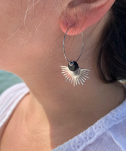 Boucles d’oreilles créoles en pierre naturelle d’onyx